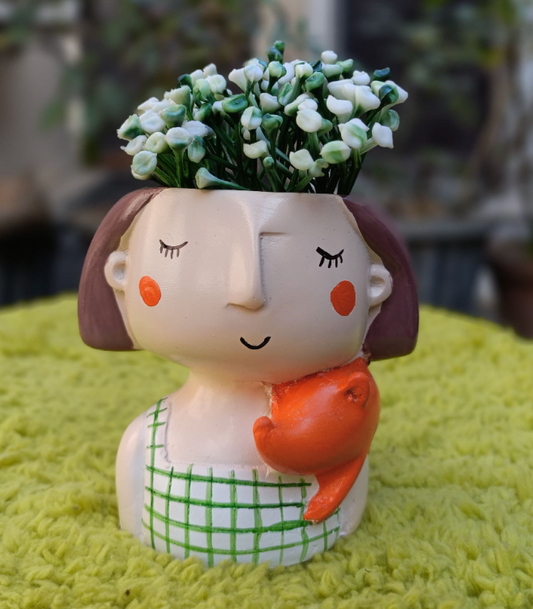 GIRL MODEL 3 PLANTER