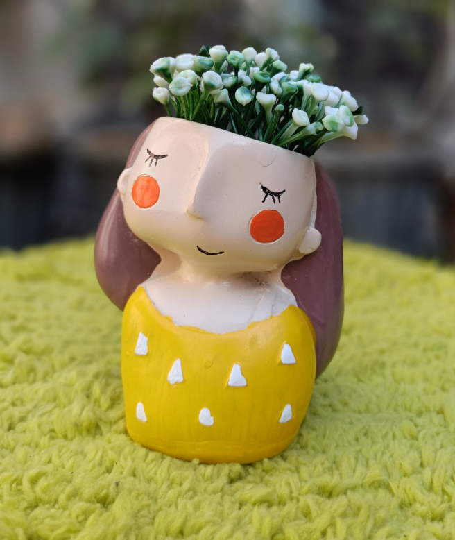 SET OF 4 GIRL PLANTERS