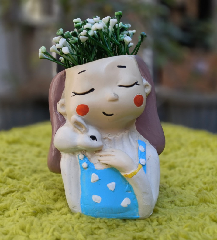 GIRL MODEL 5 PLANTER