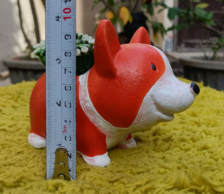 DOG MODEL 5 PLANTER