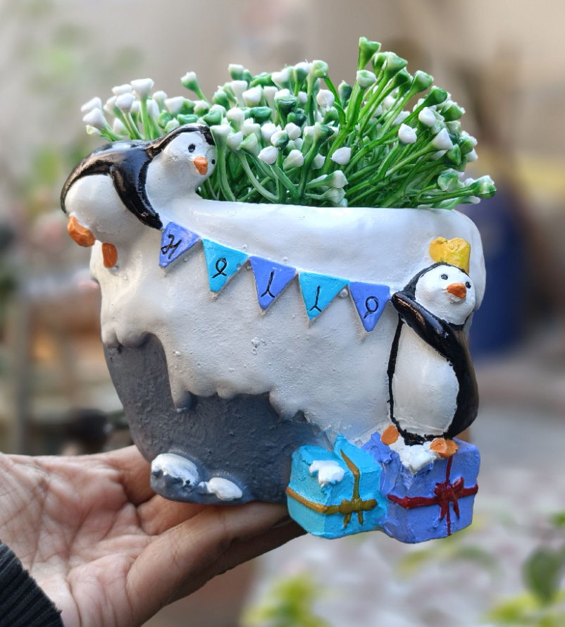 PENGUIN GIFTS Planter