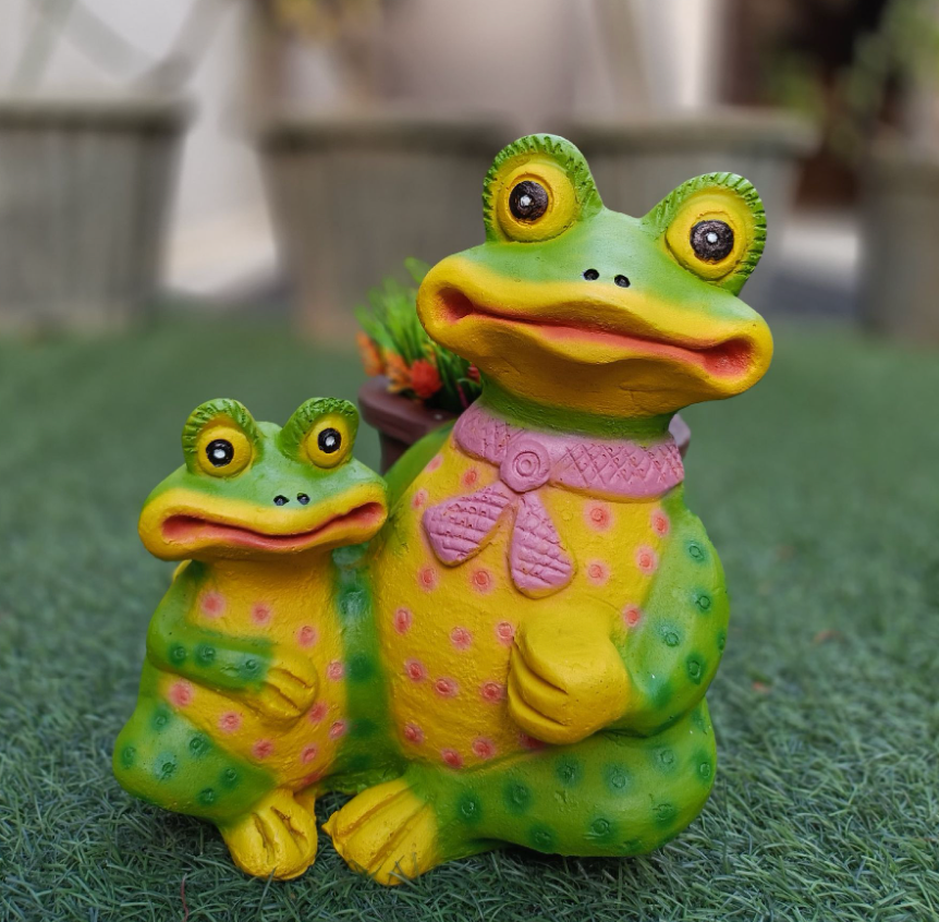FROG WITH KID Big Planter